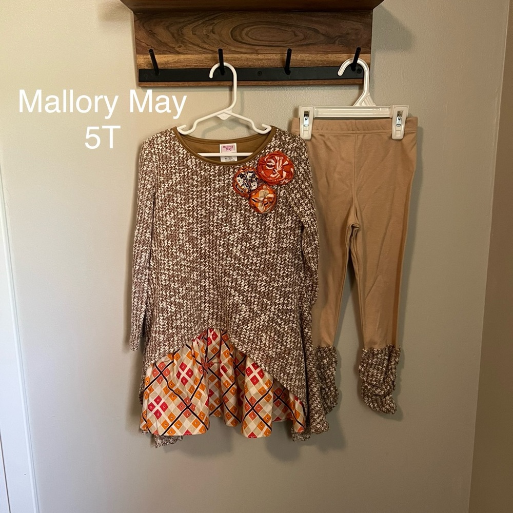 Mallory May 5T little girl dress with leggings